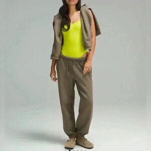 NWT LULULEMON Wundermost Ultra-Soft Nulu Square-Neck Sleeveless Bodysuit